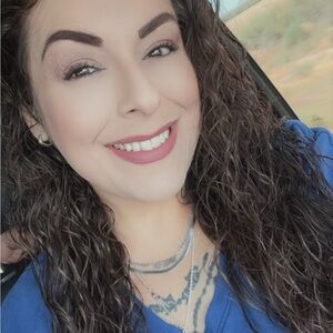 Meet your Posher, Sandra